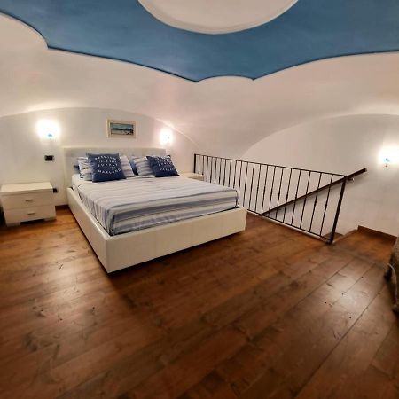 Апартаменты L'Ancorotto Azzurro Гаэта Экстерьер фото